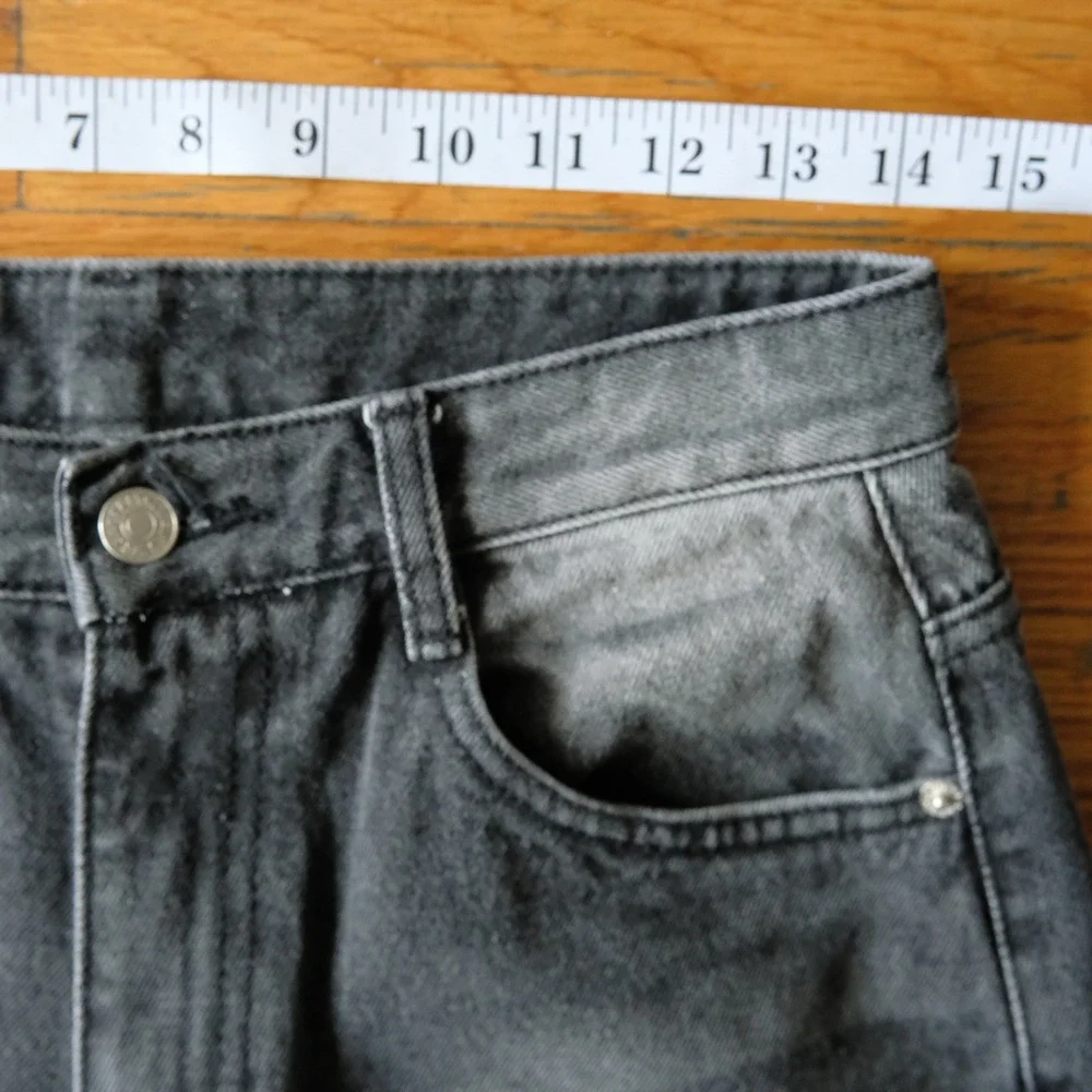 Strawberry Leaves Jeans Wide Leg Gray Faded Denim High Rise Baggy Skater Size 28